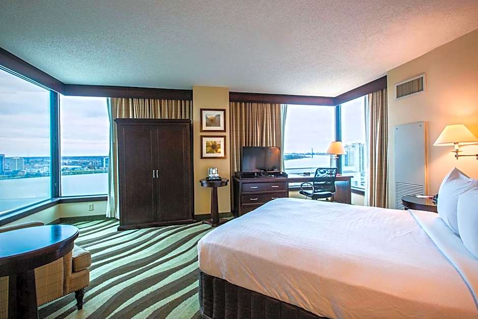 Fort Pontchartrain Detroit, a Wyndham Hotel
