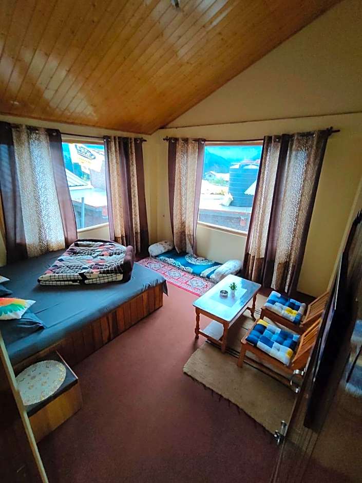 Hotel Apple Villa – Manali, PA