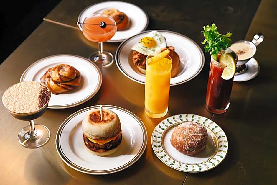 Hotel Savoy Kansas City, Tapestry Collection by Hilton