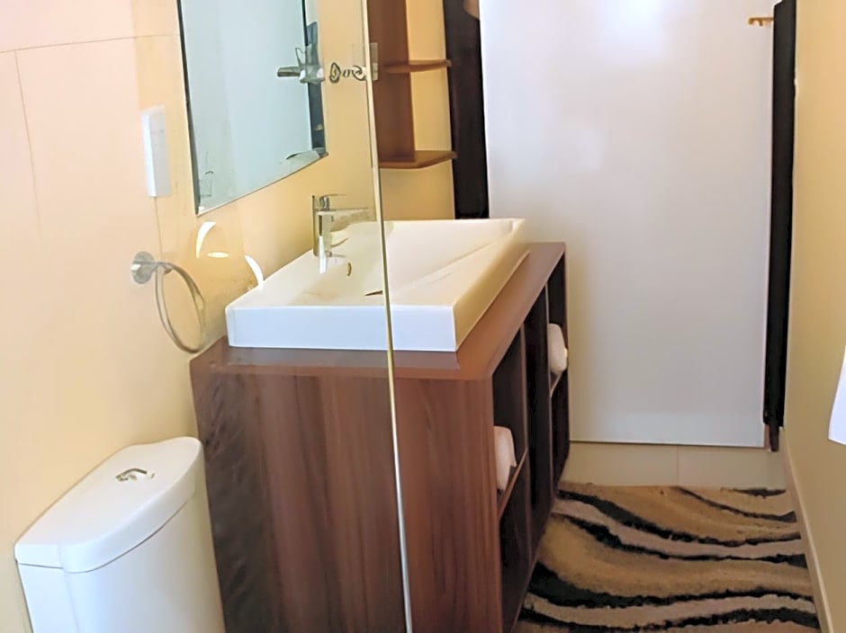 Le Cactus Guest House