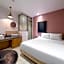 Celint Hotel