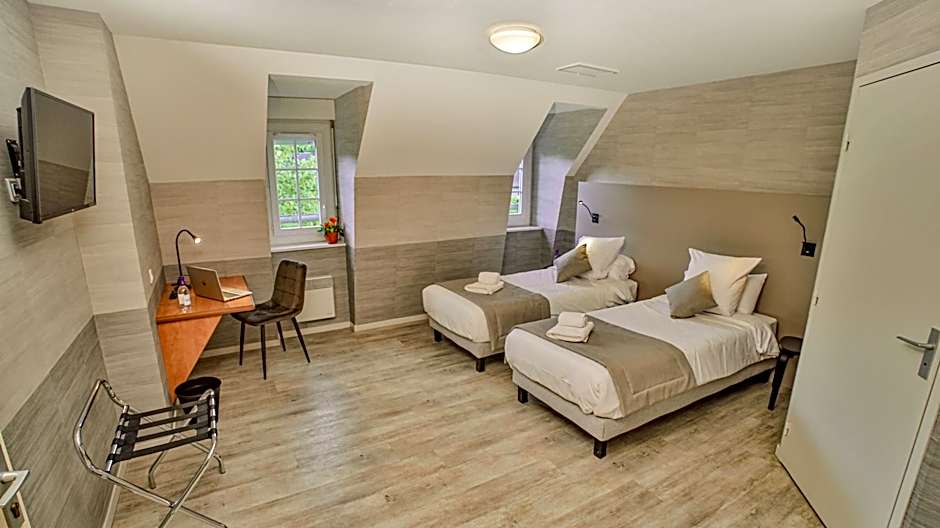 L'HOTEL DES BAINS - Salles-la-Source