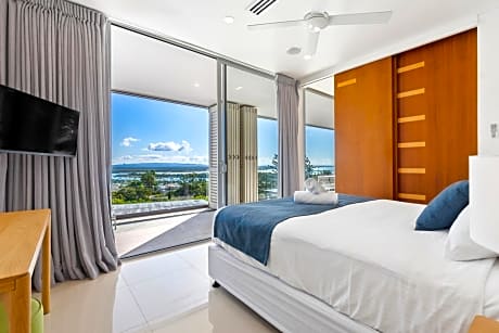 2 Bedroom Ocean View Penthouse