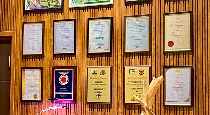 D ELEGANCE GRAND BANDAR SERI ALAM