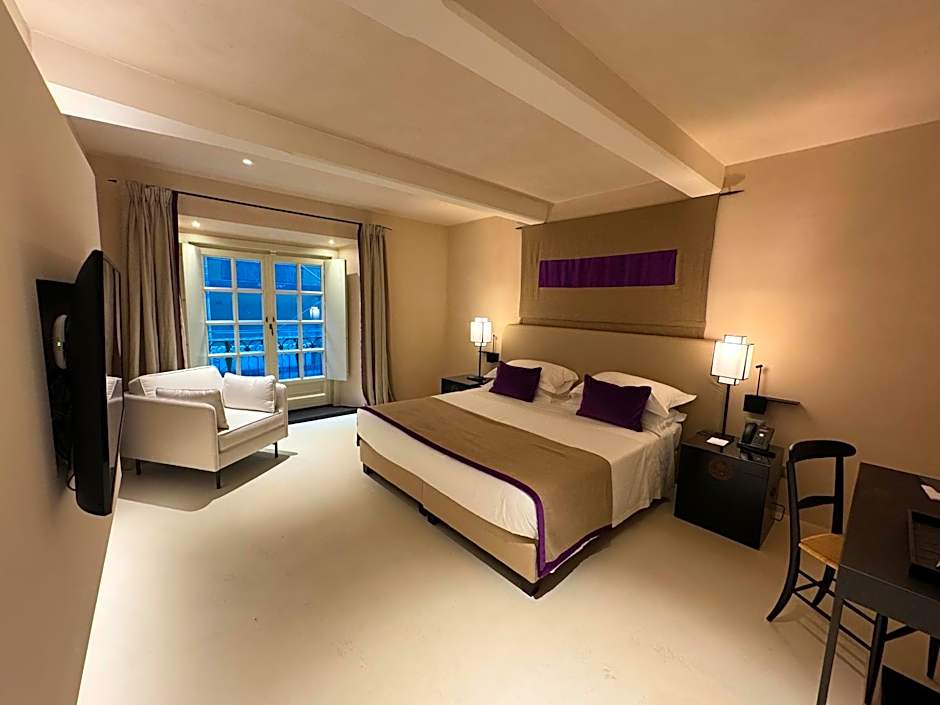 Hotel Palazzo Durazzo Suites