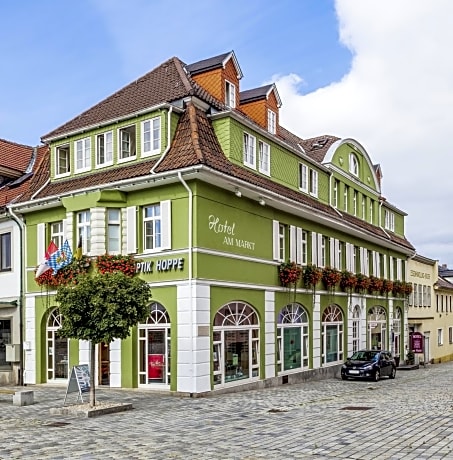 Hotel Garni am Markt - Businesshotel - Frühstücksbuffet - Fahrradabstellplatz - Hunde willkommen