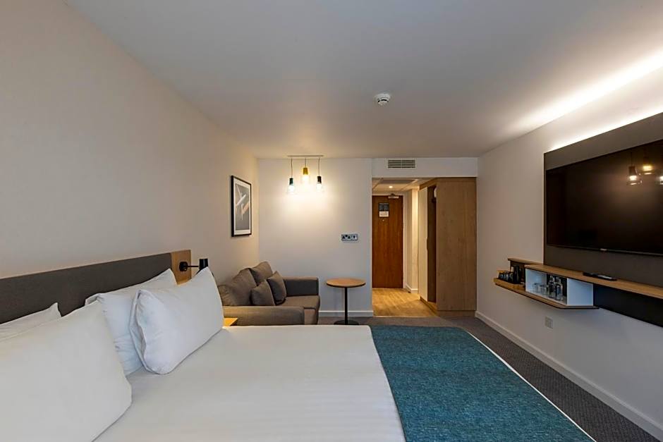 Holiday Inn Bristol Airport By IHG
