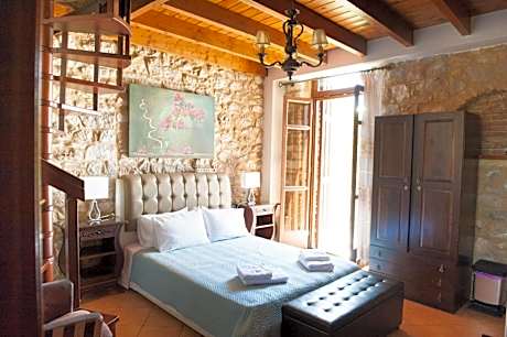 Suite with Garden View
