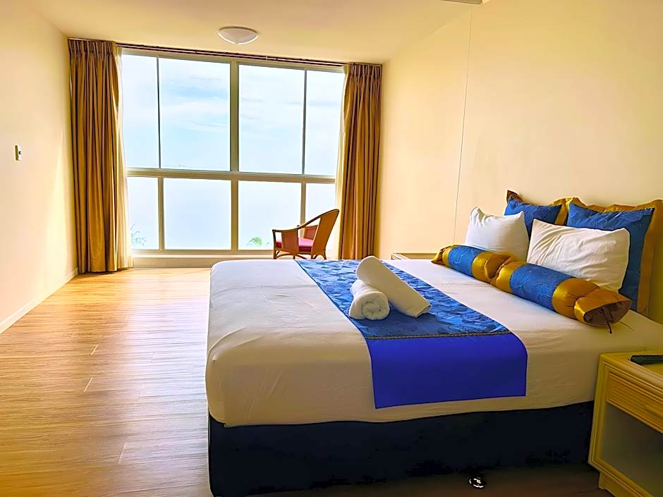 Acacia Court Hotel