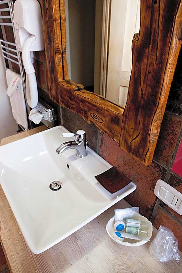 Garnì La Rua nel Bosco