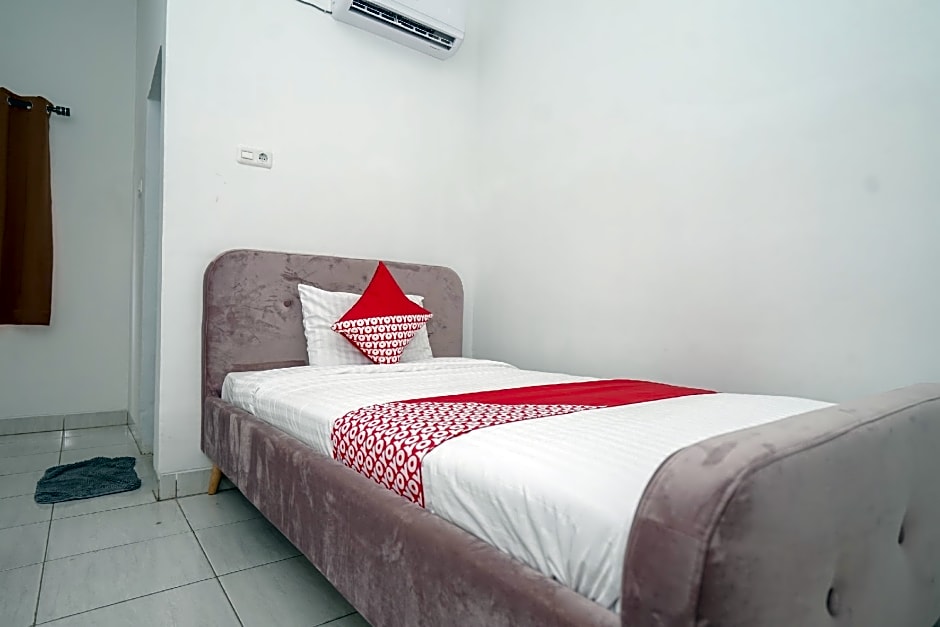 OYO 183 The Pipe House