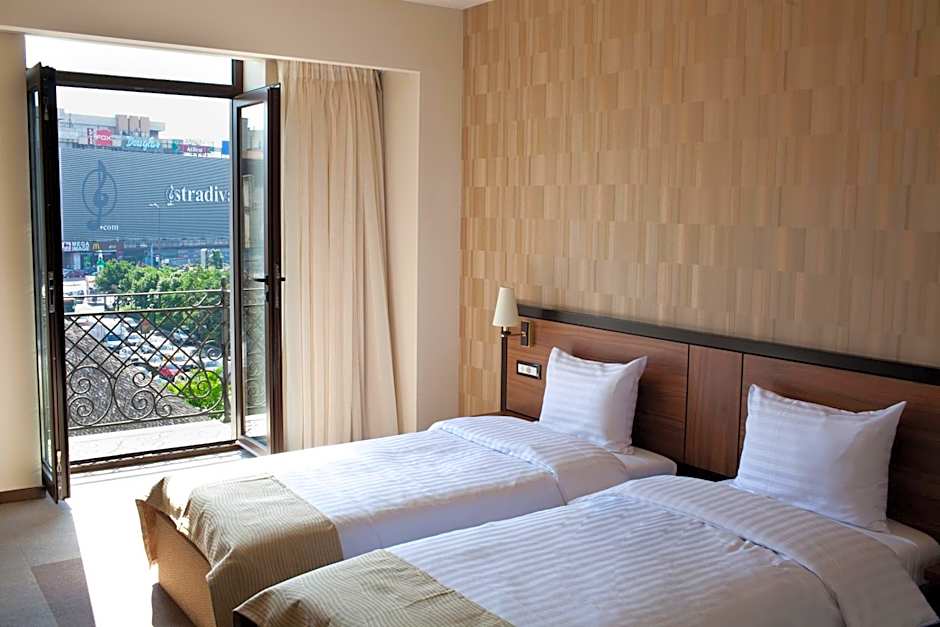 Europa Royale Bucharest