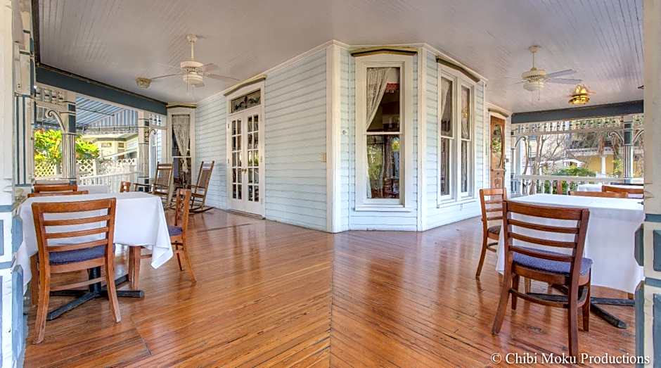 Sweetwater Branch Inn Bed And Breakfast