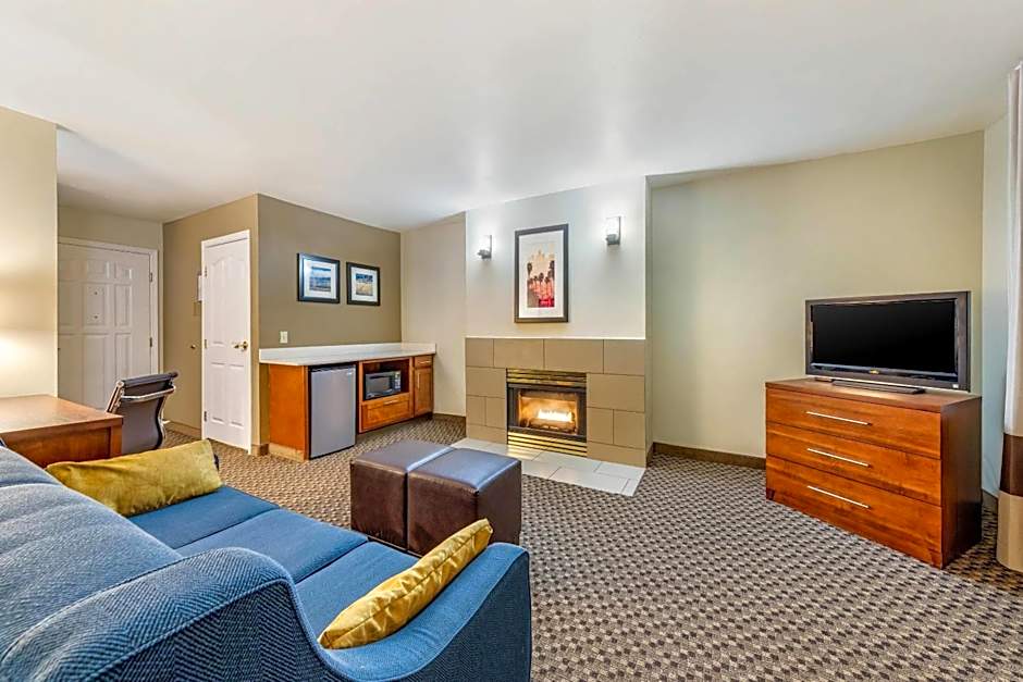 Comfort Inn & Suites Lancaster Antelope Valley