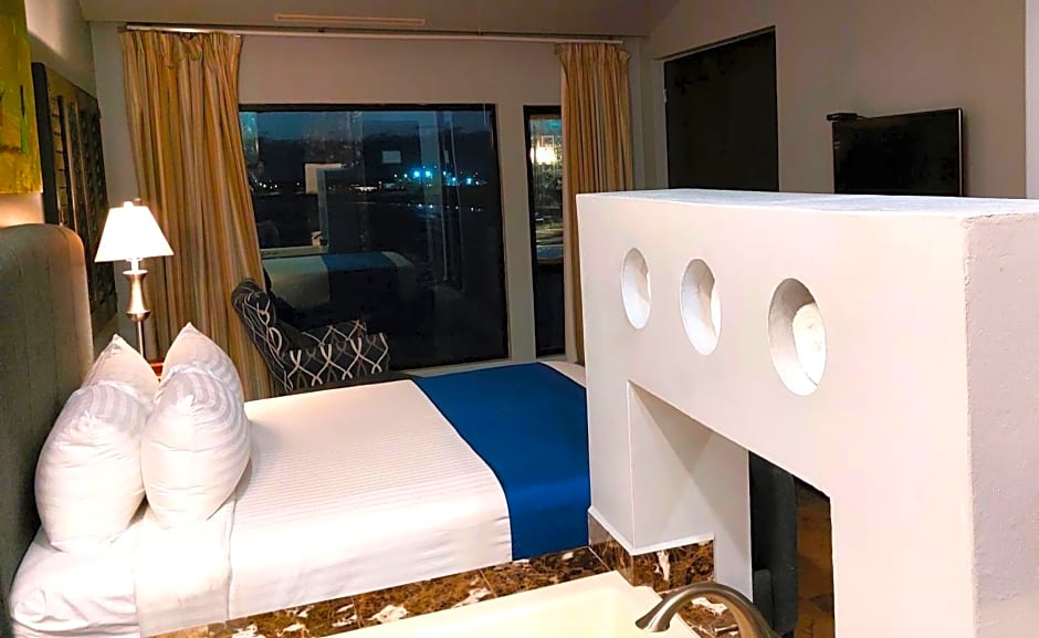 Peñasco del Sol Hotel