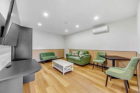 Two-Bedroom Suite