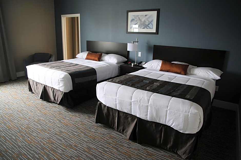 Photo 1 of 4 of Family Suite