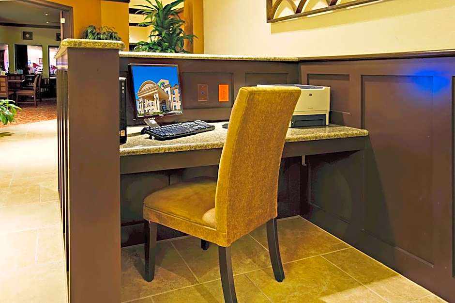 Holiday Inn Express Hotel & Suites Wichita Falls By IHG