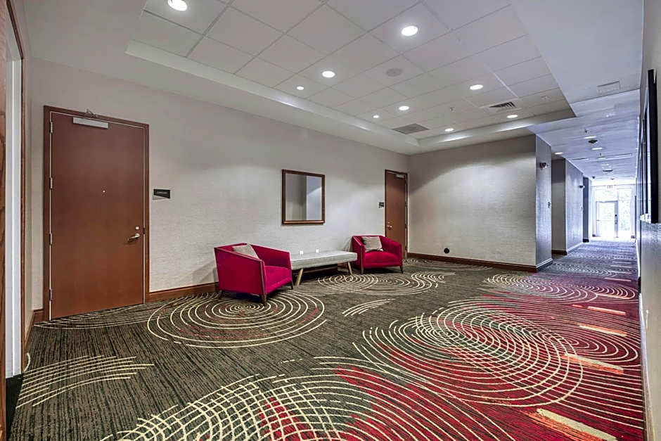 DoubleTree By Hilton Raleigh Cary