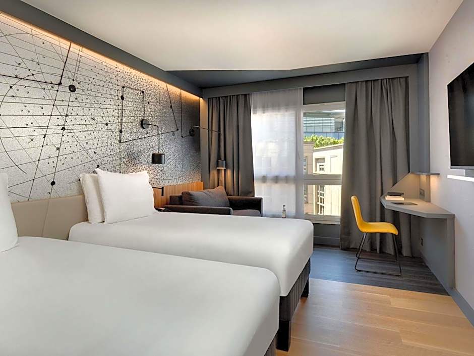 Mercure Montpellier Antigone Hotel
