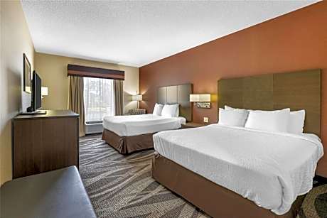 Queen Room with Two Queen Beds with Sofa Bed