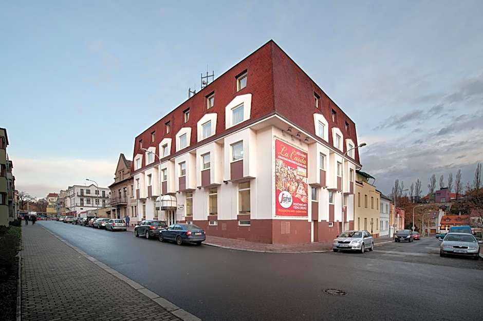 Hotel Henrietta