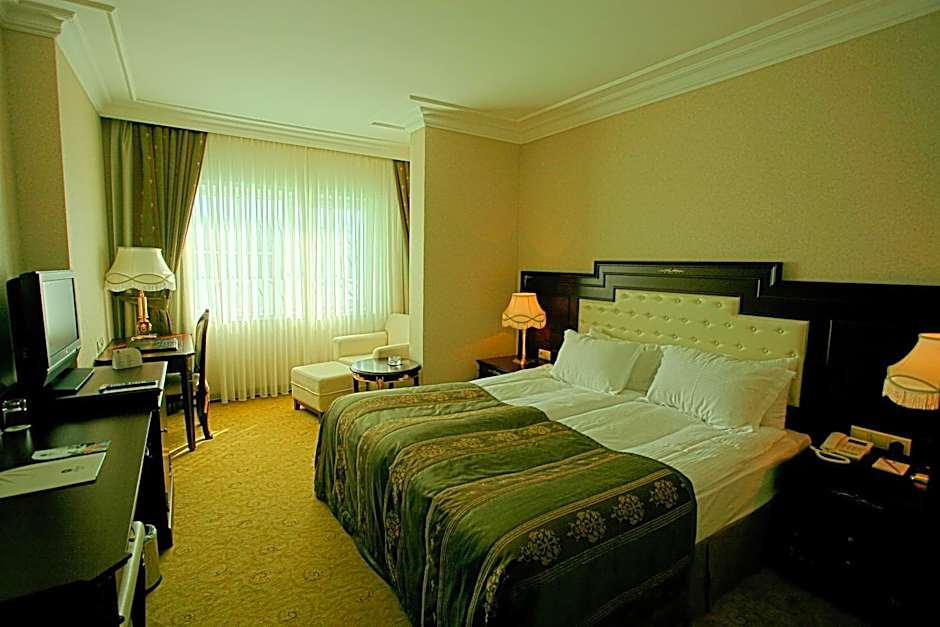 Latanya Palm & SPA Airport Antalya