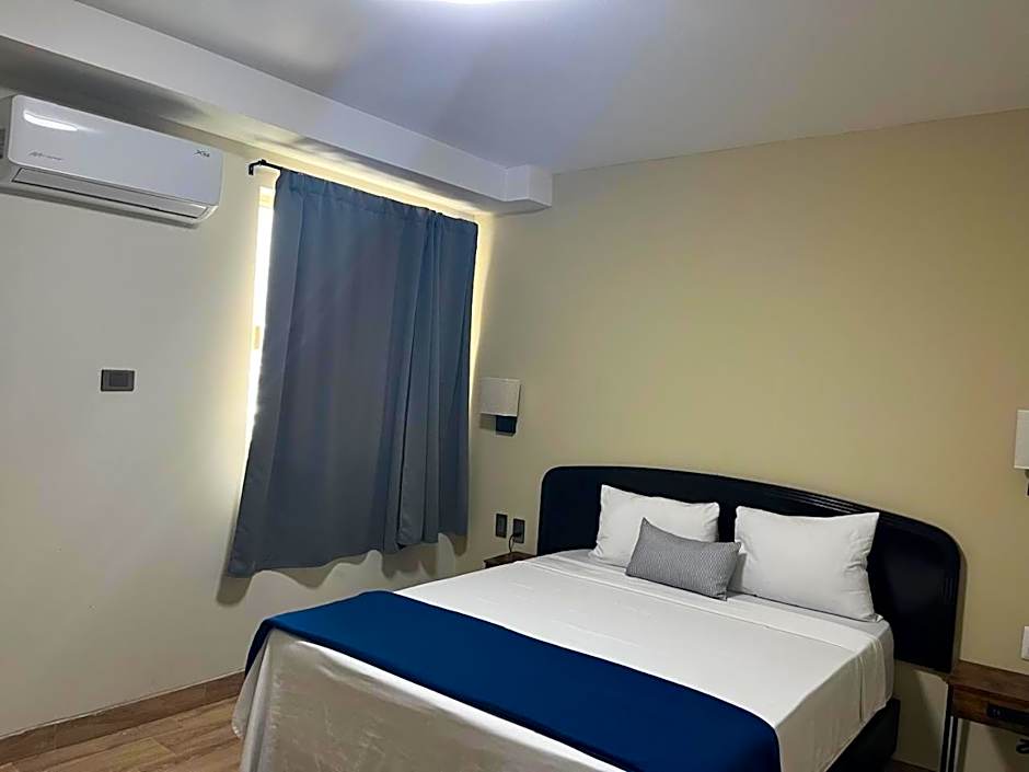 Hotel Plaza Del Arco - Monterrey