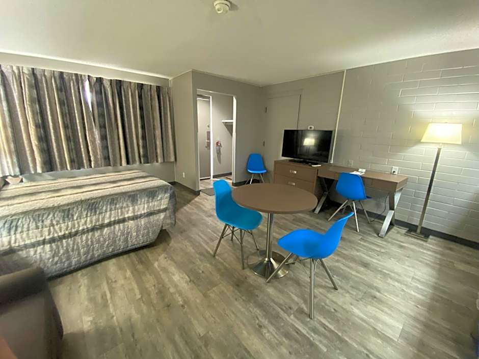 Travelodge by Wyndham Grande Prairie