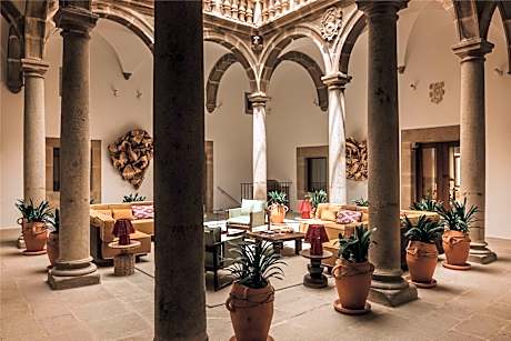 Palacio de Godoy Caceres, Curio Collection by Hilton
