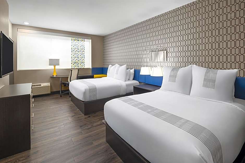 GLo Best Western Dawley Farms In Sioux Falls