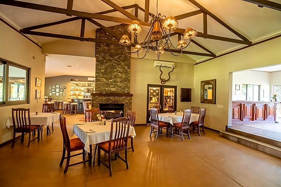 Hamiltons Lodge & Restaurant