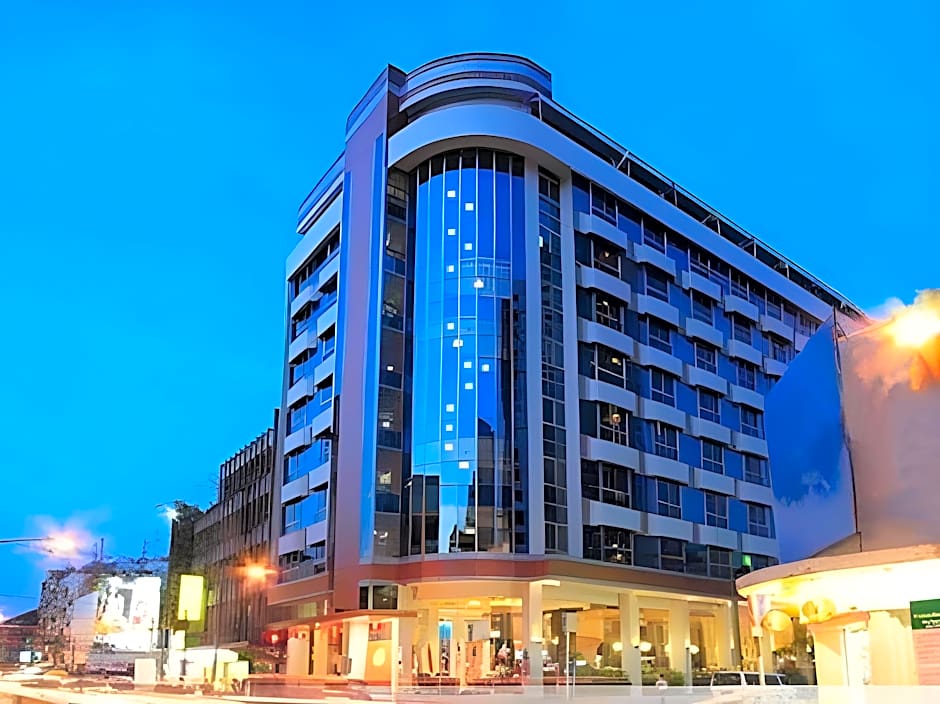 Hatyai Golden Crown Hotel