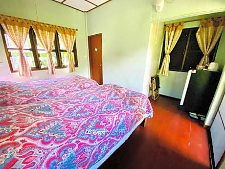 Economy Twin Room