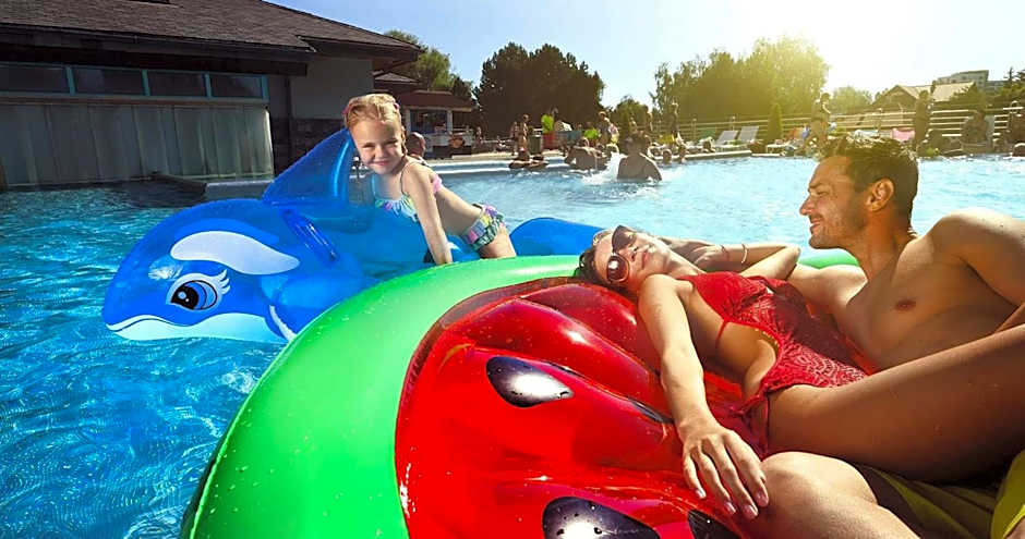 Hotel AquaCity Seasons