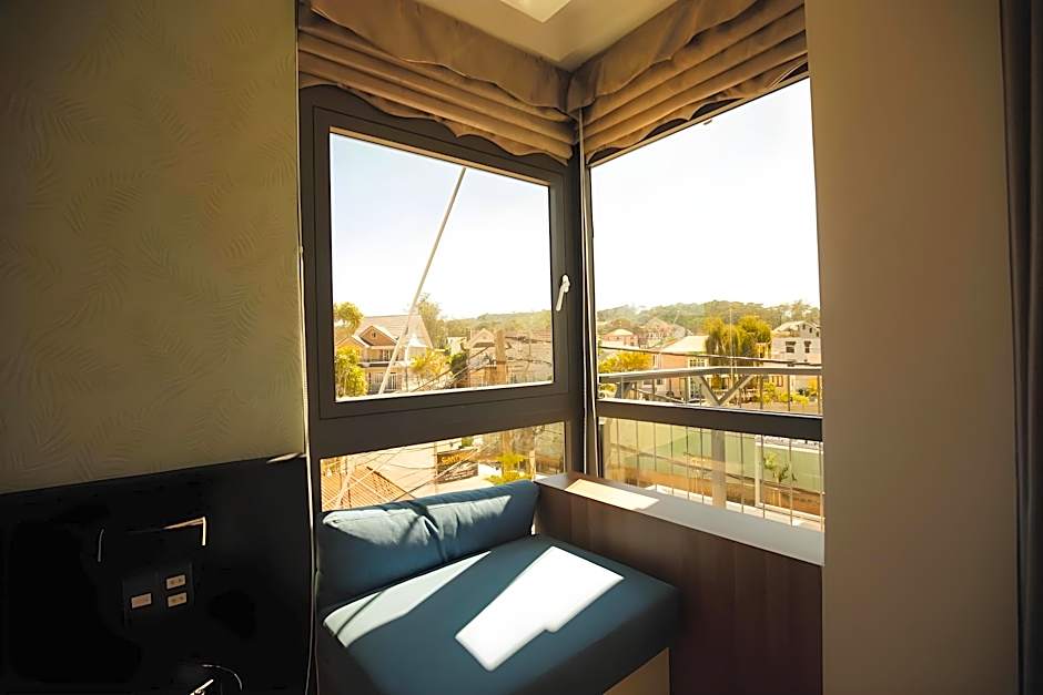 Ngan Hoa - Mille Fleurs 02