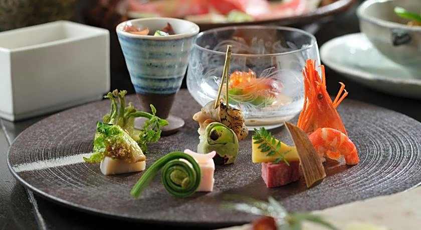 Akan Tsuruga Bessou Hinanoza