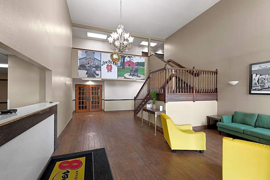 Super 8 by Wyndham Shepherdsville