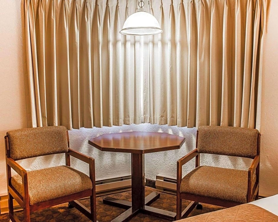 Quality Inn Port Angeles - near Olympic National Park