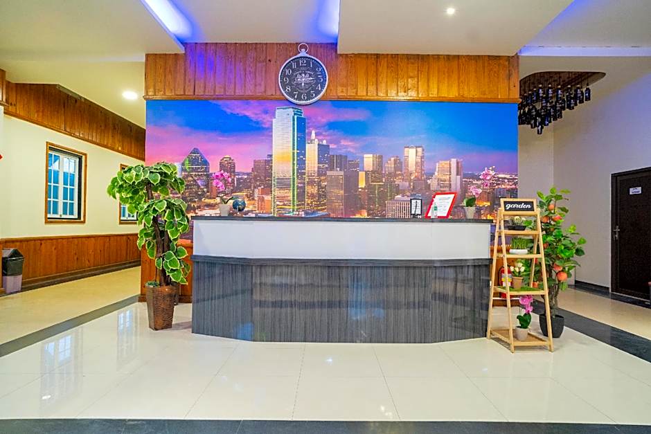 RedDoorz Plus @ Pondok Labu