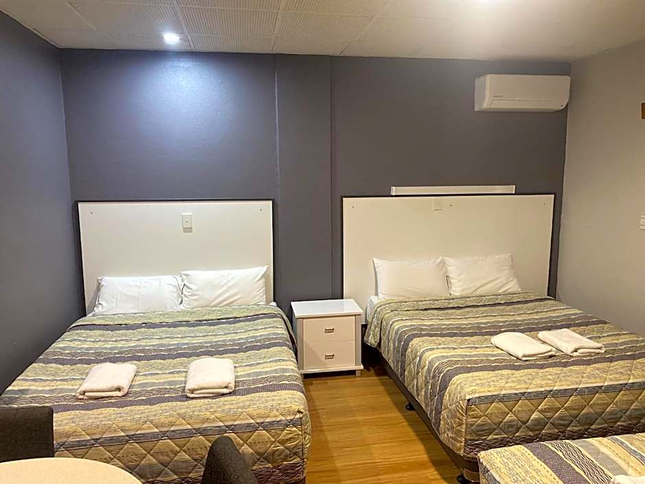 Tollgate Motel