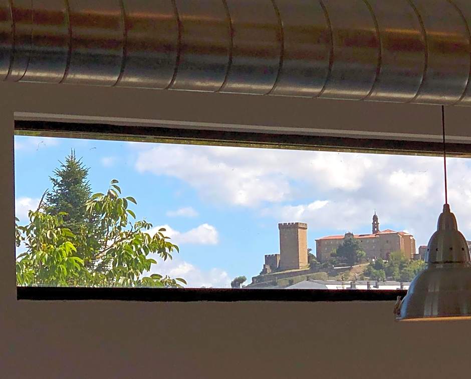 Albergue Santiago 15 Monforte