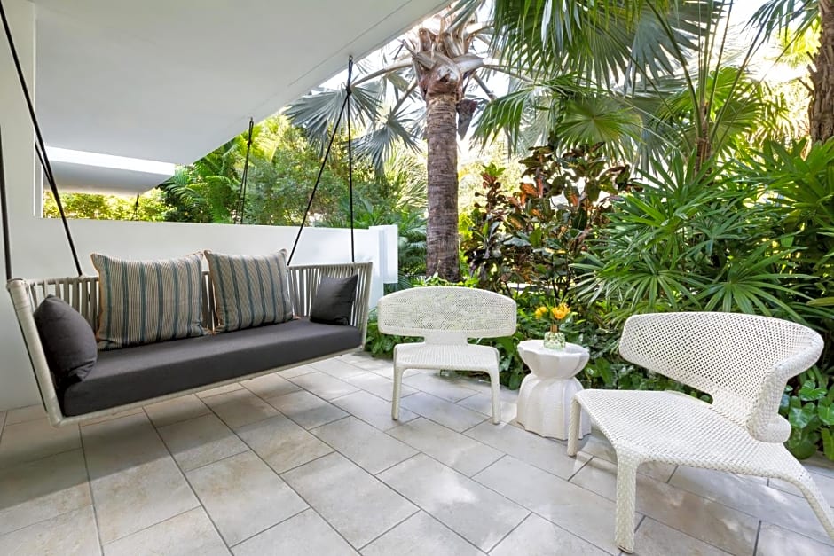 H2O Suites- Adults Only