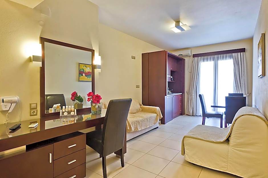 Socrates Studios & Apartments