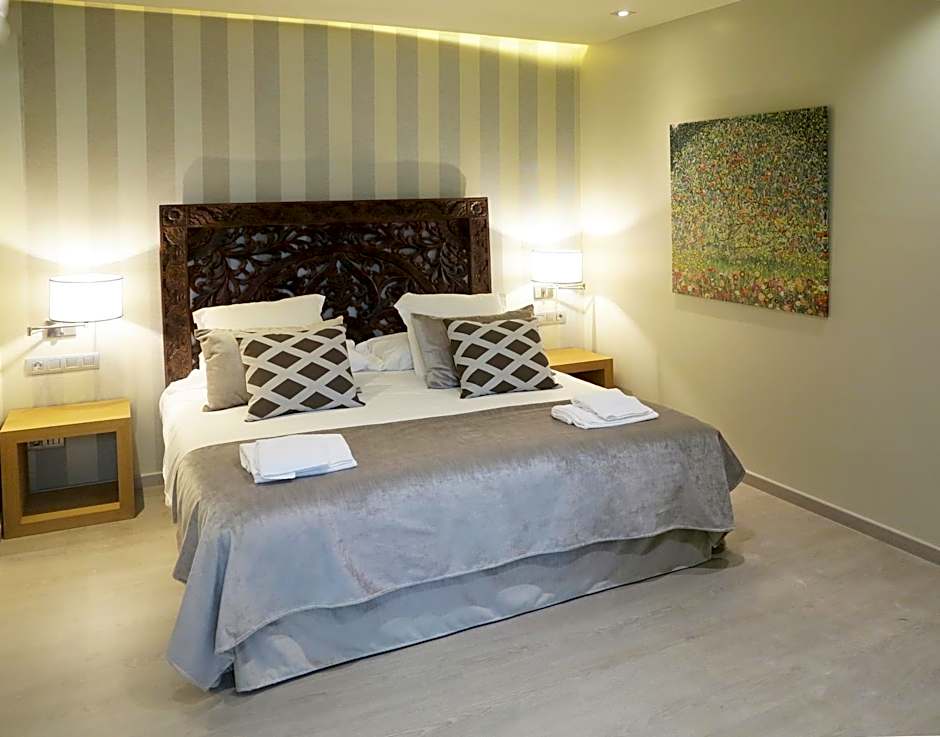 Serennia Exclusive Rooms