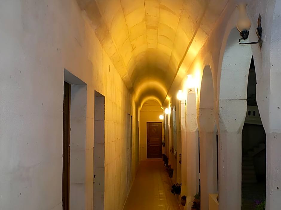 Nature Park Cave Hotel