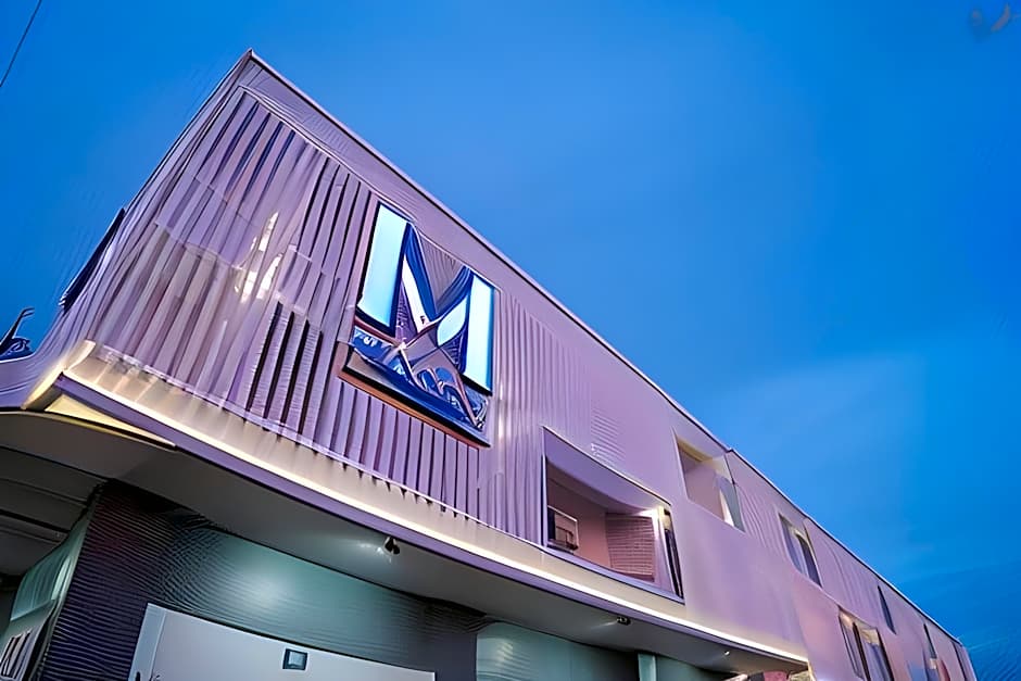 Manonta Budget Hotel