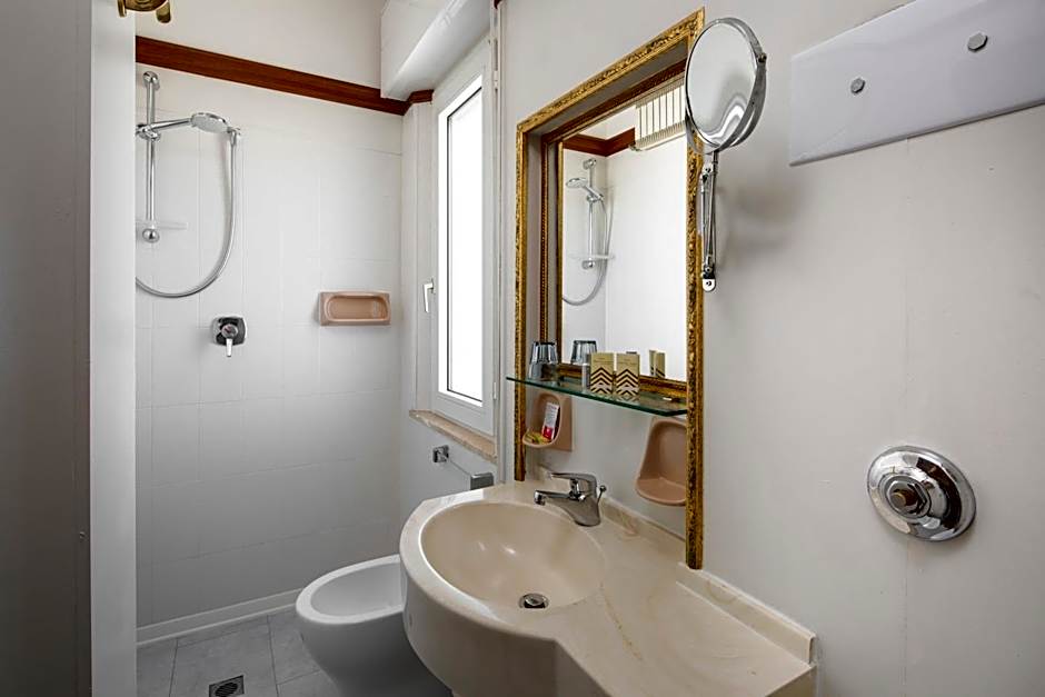 Hotel Des Nations - Vintage Hotel sul mare