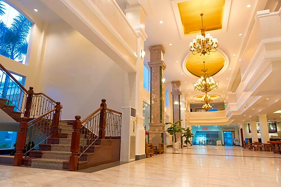 Pursat Riverside Hotel & Spa