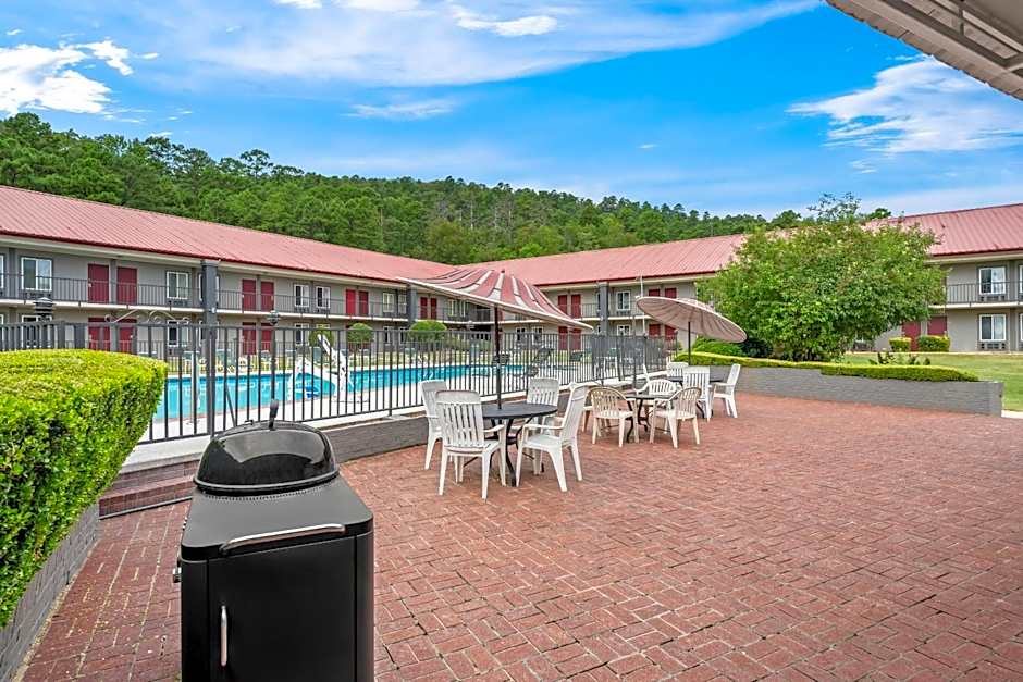 Red Roof Inn Hot Springs